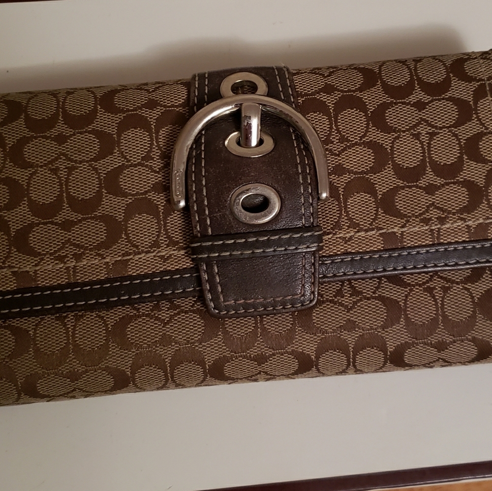 Authentic Coach Signature C Wallet